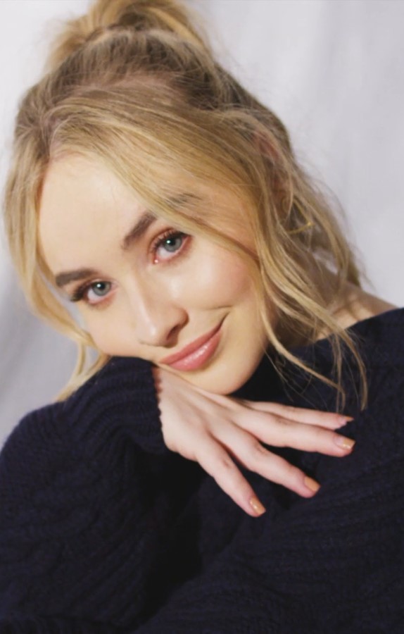 Sabrina Carpenter's photos showcasing her unique branding